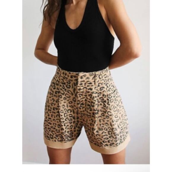 Free People Pants - Free People We The Free Dog Town Cheetah Print High Waisted Boho Shorts Size 30
